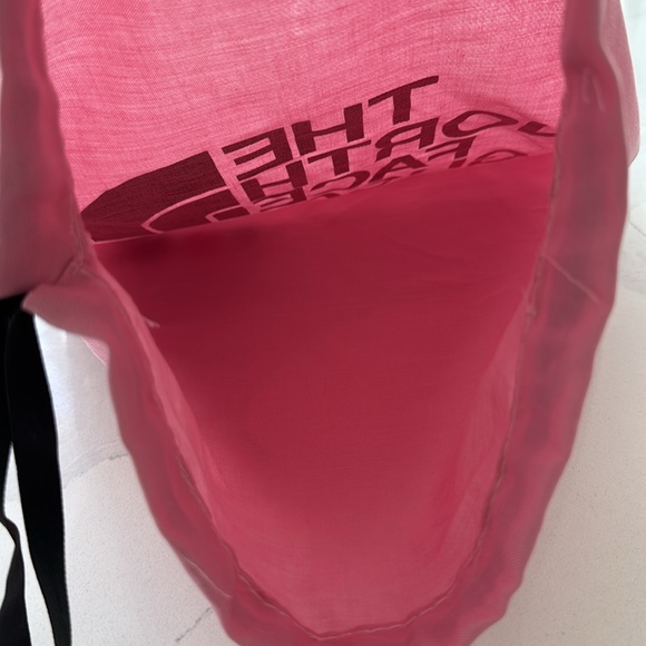 The north face gucci limited edition dust bag never been used 11x17 - Picture 5 of 6